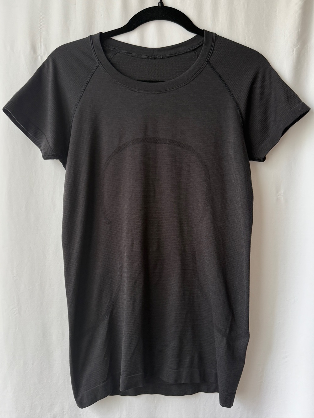 Black Lululemon Swifty Tech Short Sleeve Shirt Size 8